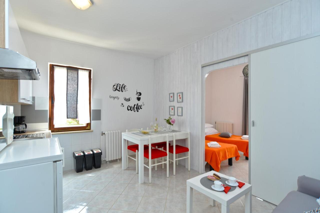 Apartment 1021 Fažana Esterno foto