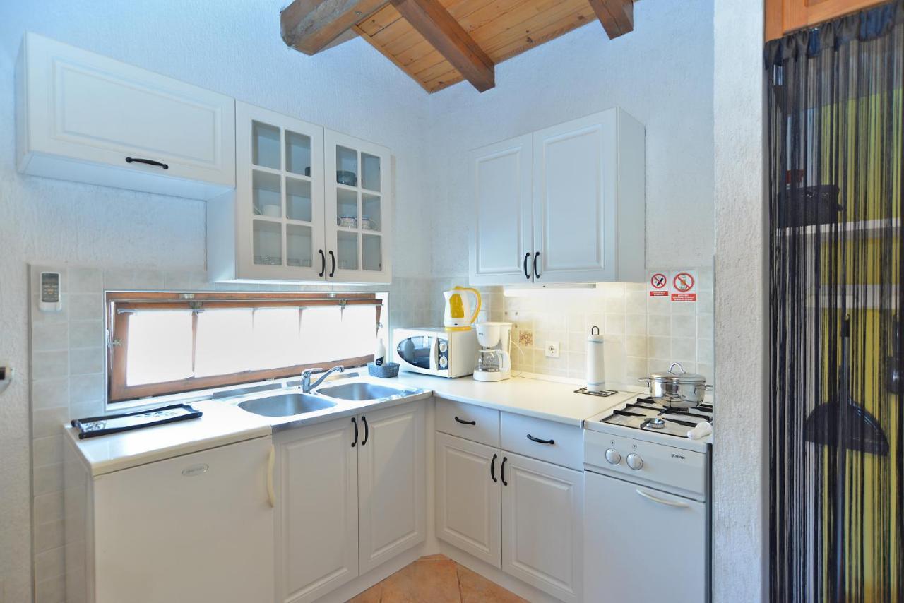 Apartment 1021 Fažana Esterno foto