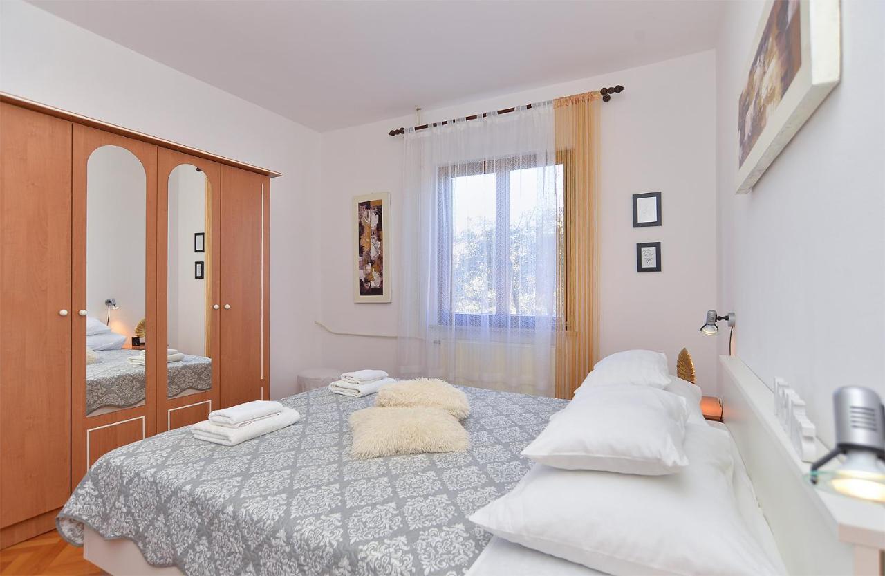 Apartment 1021 Fažana Esterno foto
