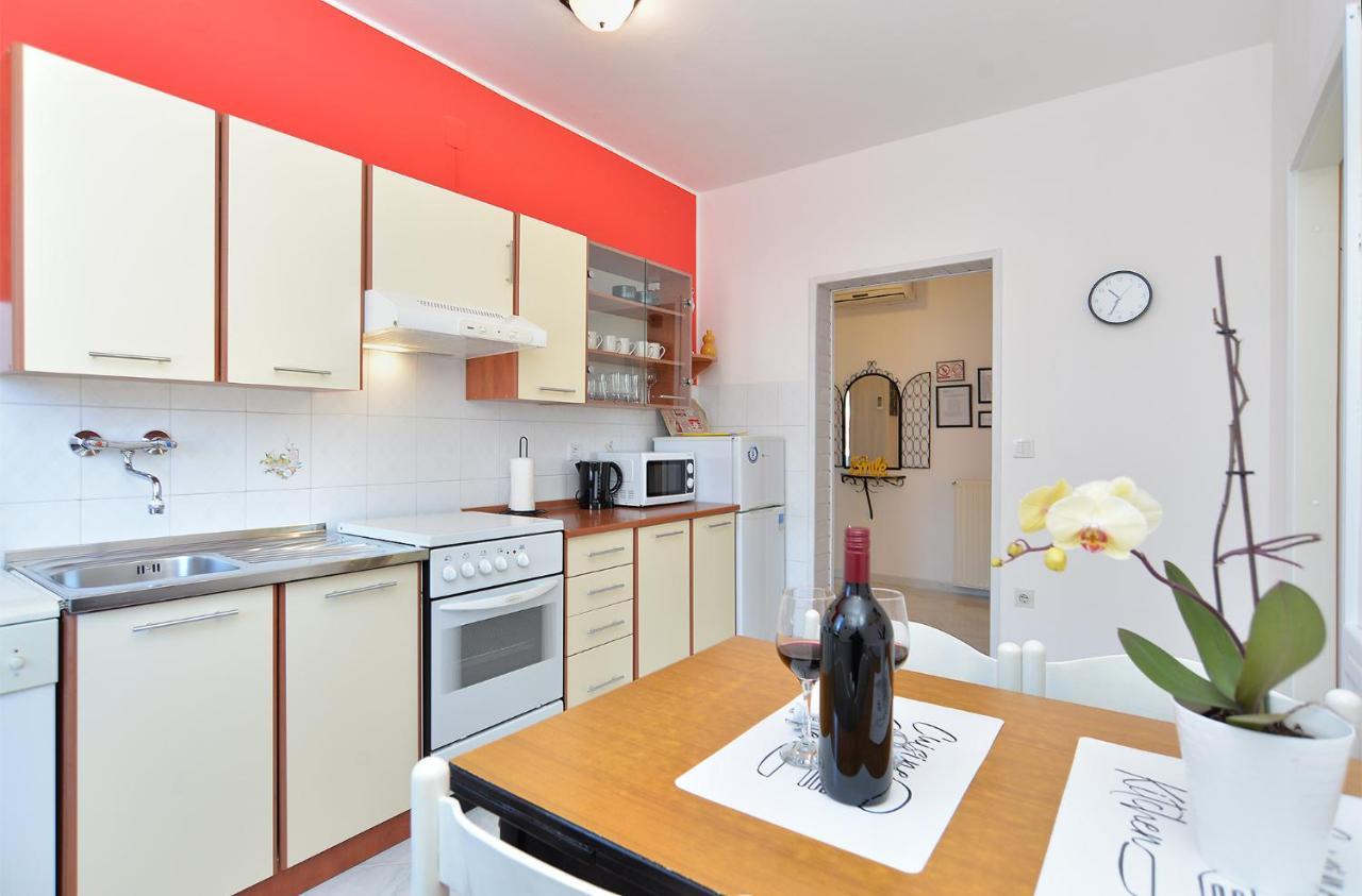 Apartment 1021 Fažana Esterno foto